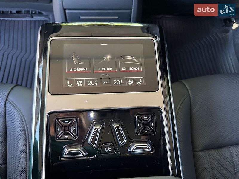 Седан Audi A8 2024 в Хмельницком