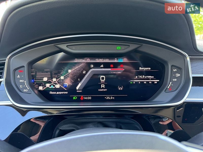 Седан Audi A8 2024 в Хмельницком
