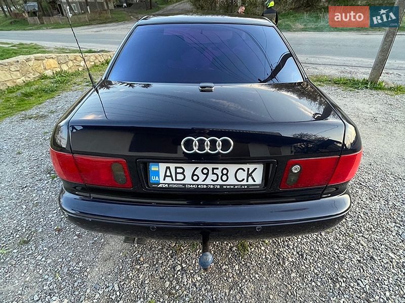 Седан Audi A8 1998 в Мурованых Куриловцах