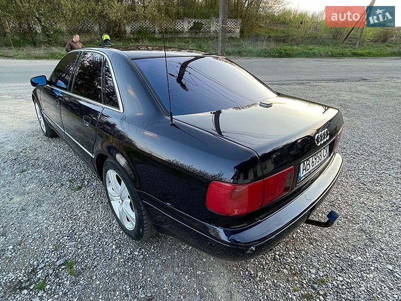 Седан Audi A8 1998 в Мурованых Куриловцах