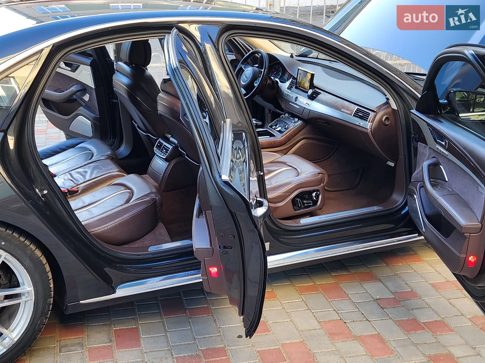 2010 Audi A8 - мініатюра 35