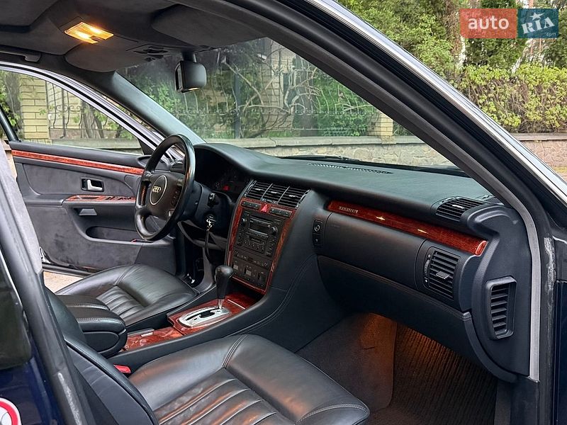 Седан Audi A8 2001 в Києві