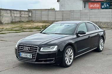 Седан Audi A8 2014 в Виннице