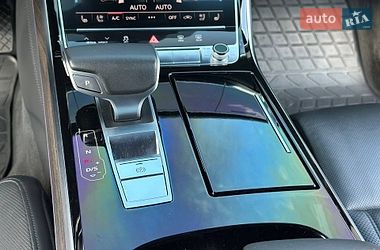 Седан Audi A8 2019 в Днепре