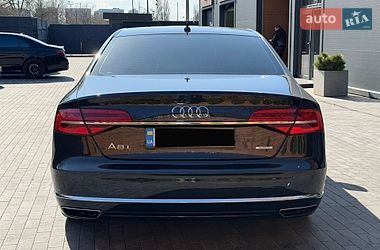 Седан Audi A8 2015 в Києві