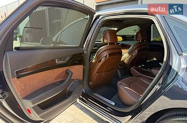 Седан Audi A8 2015 в Киеве