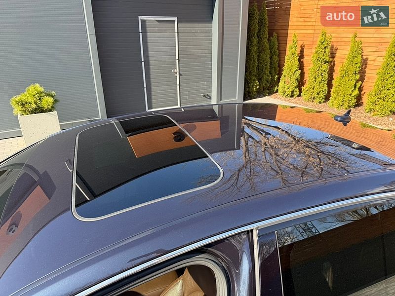 Седан Audi A8 2015 в Києві
