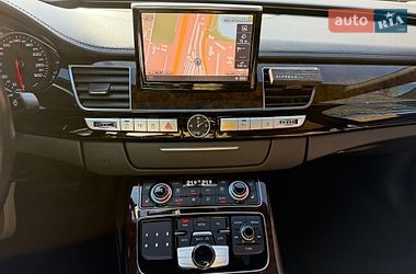 Седан Audi A8 2015 в Киеве