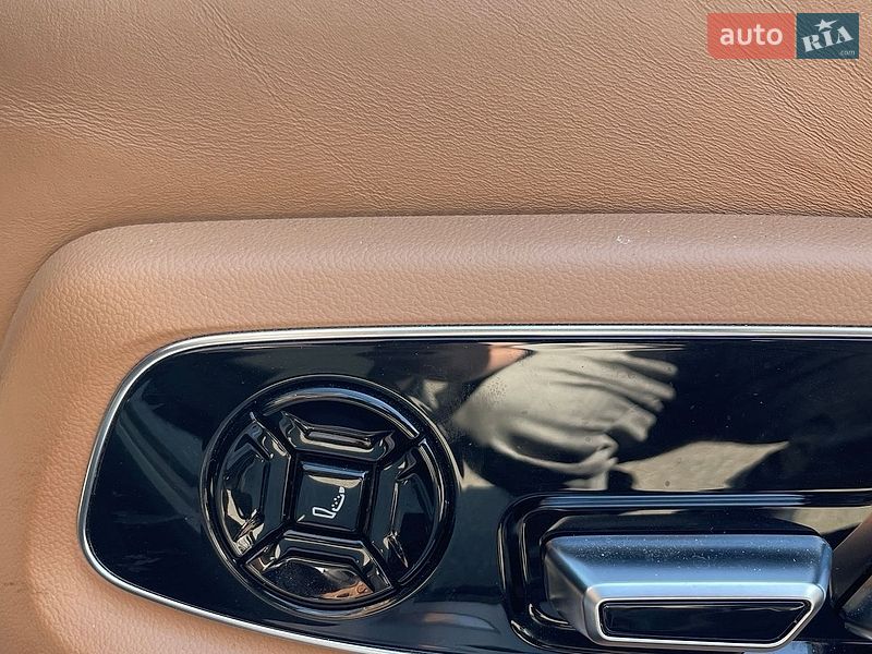 Седан Audi A8 2018 в Киеве