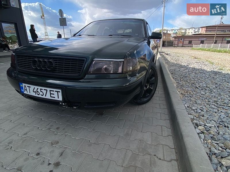 Седан Audi A8 1996 в Калуші