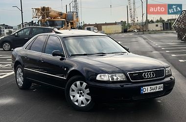 Седан Audi A8 2001 в Ровно