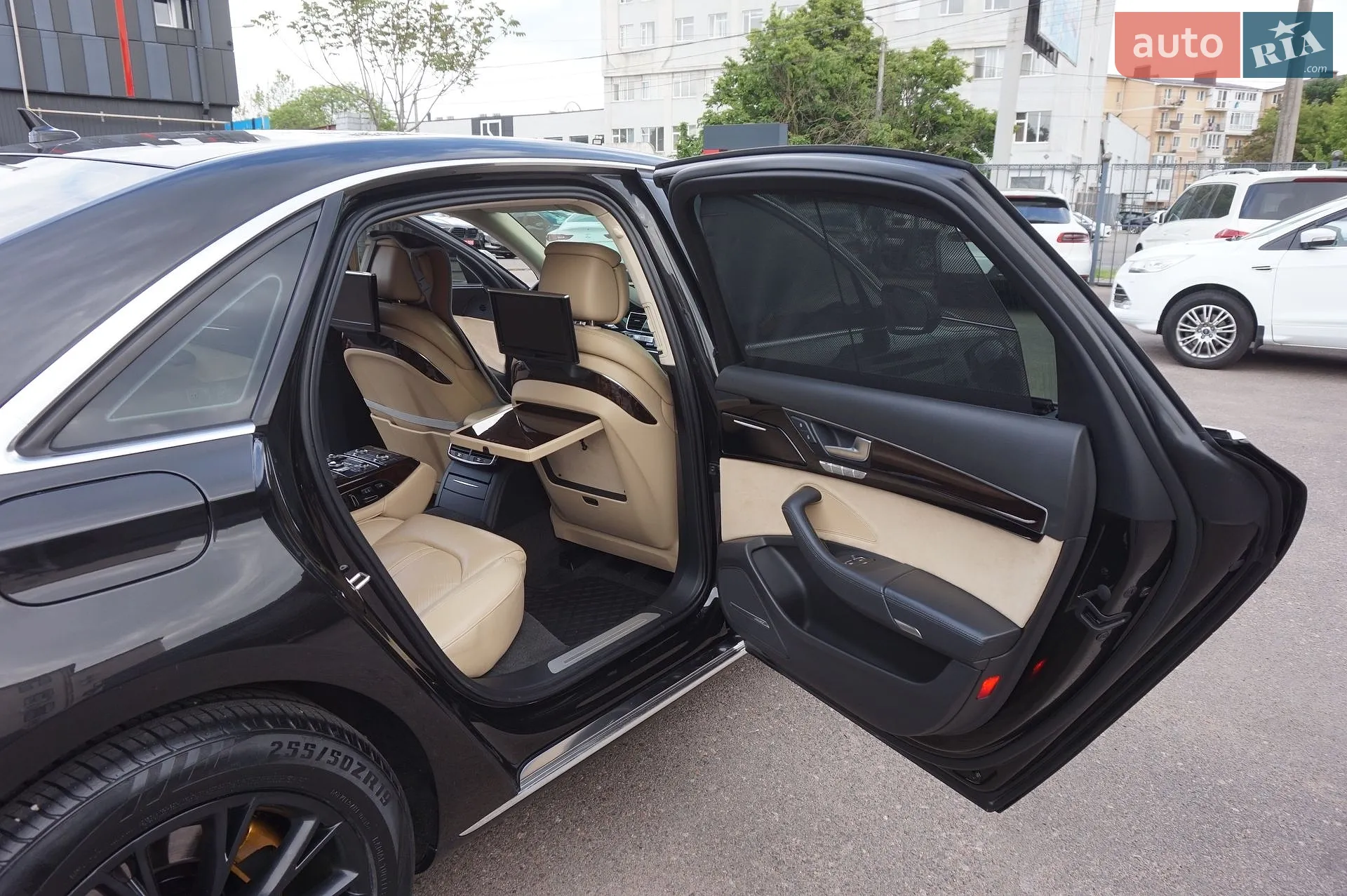 2012 Audi A8 - мініатюра 29