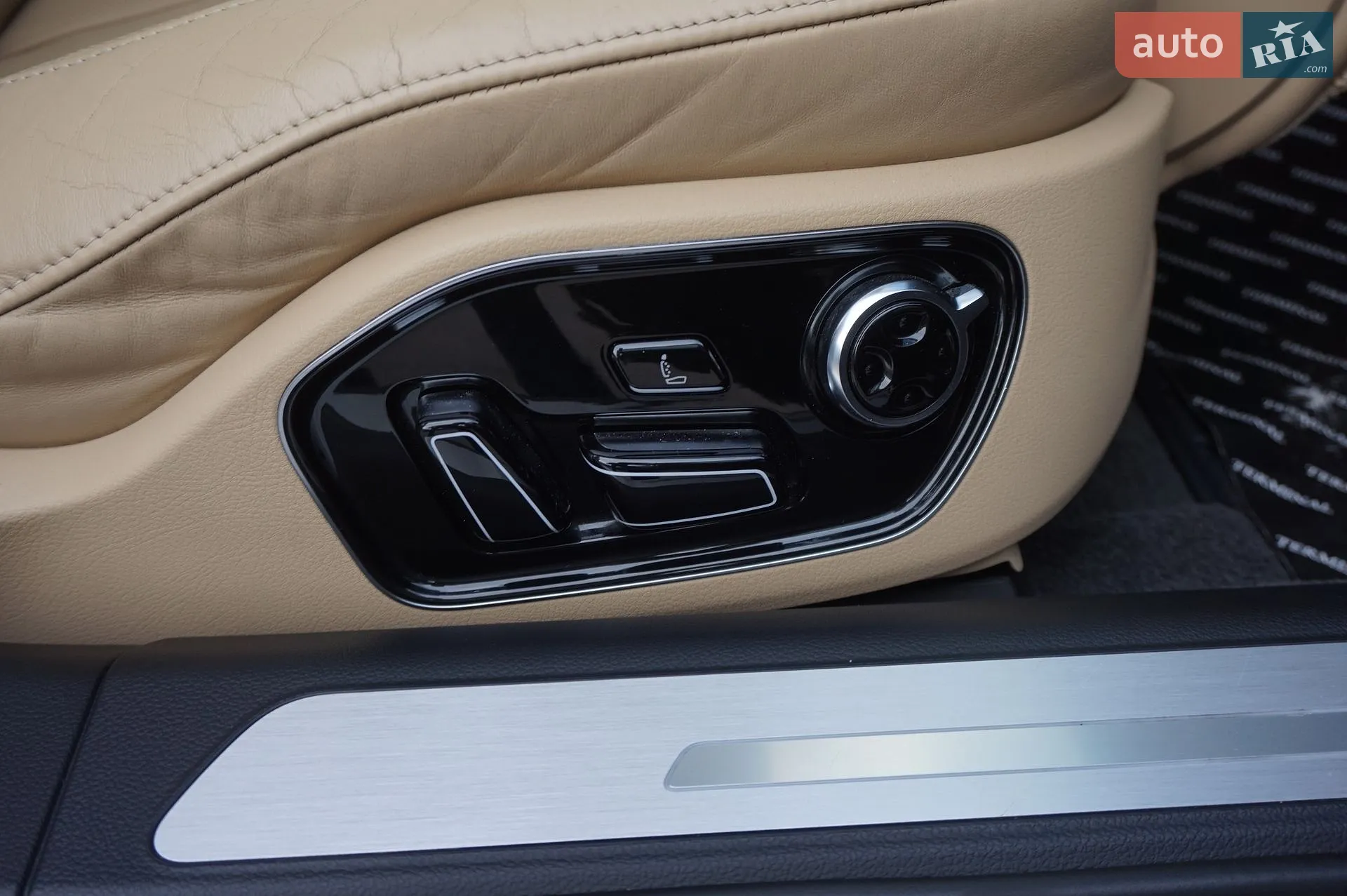 2012 Audi A8 - мініатюра 39