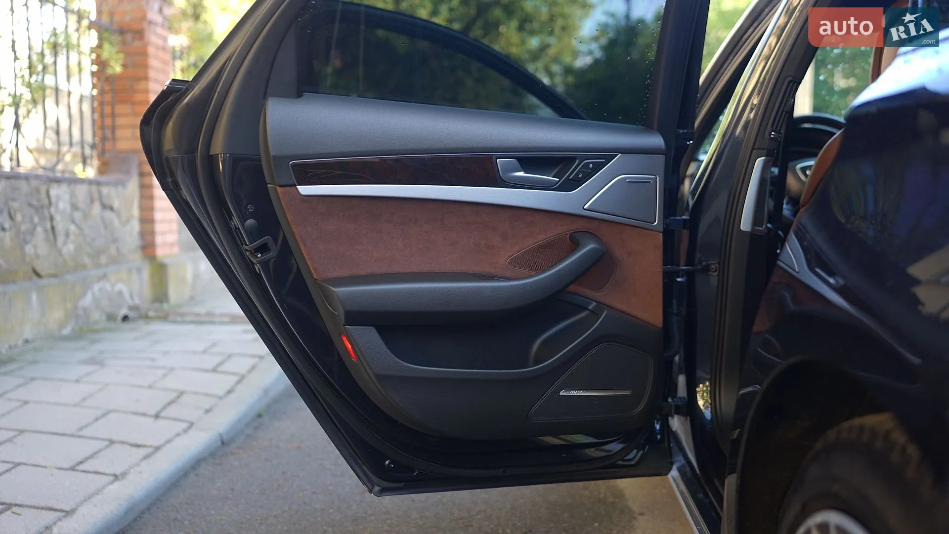 2015 Audi A8 - мініатюра 33