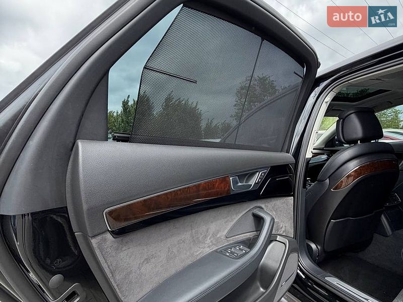 Седан Audi A8 2016 в Львові фото 35 Седан Audi A8 2016 в Львові