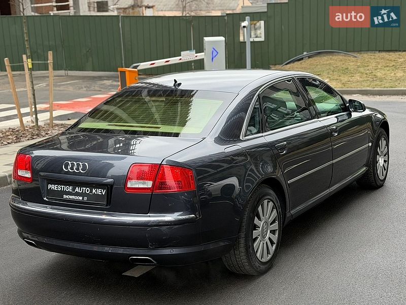 Седан Audi A8 2006 в Киеве