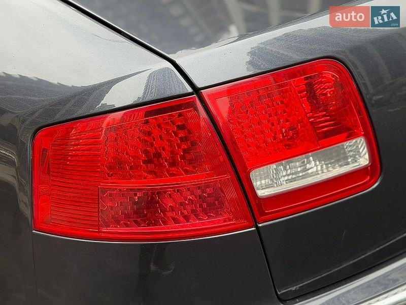 Седан Audi A8 2006 в Киеве