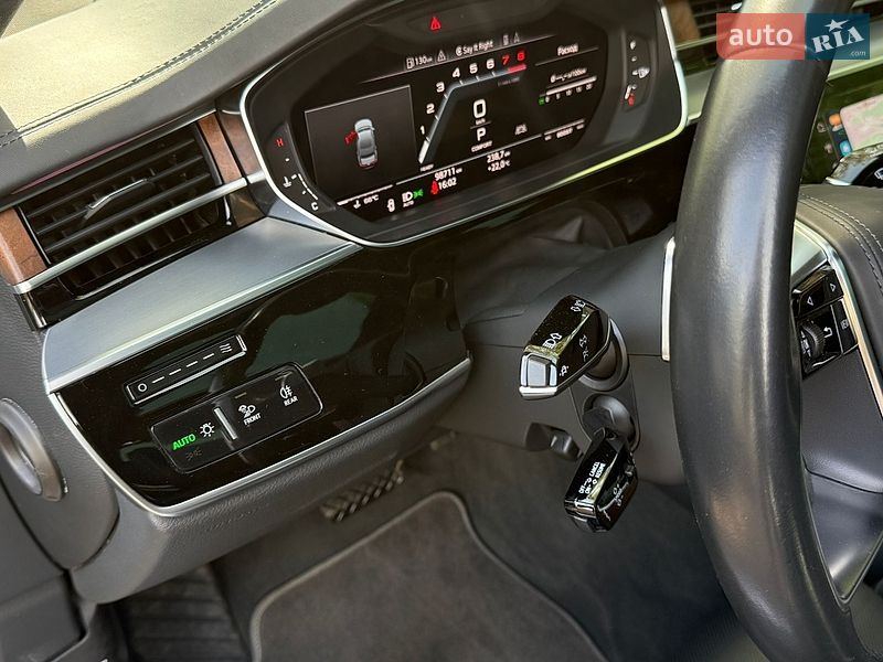 Седан Audi A8 2019 в Киеве