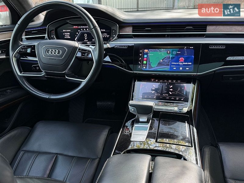 Седан Audi A8 2019 в Киеве