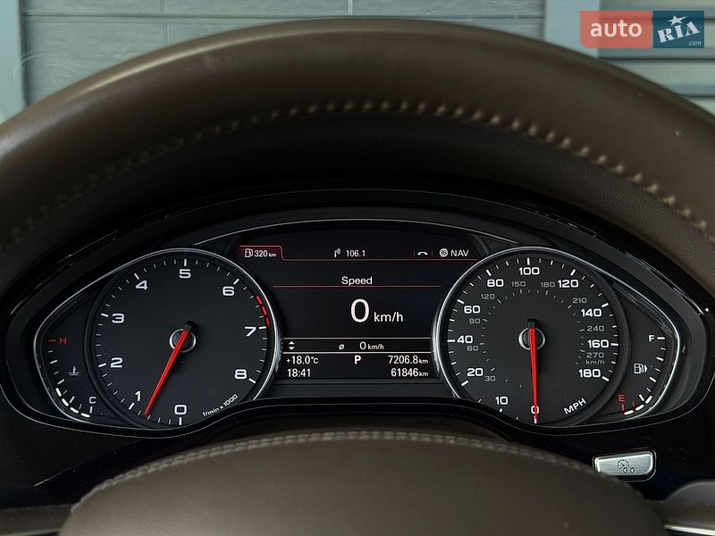 Седан Audi A8 2012 в Києві