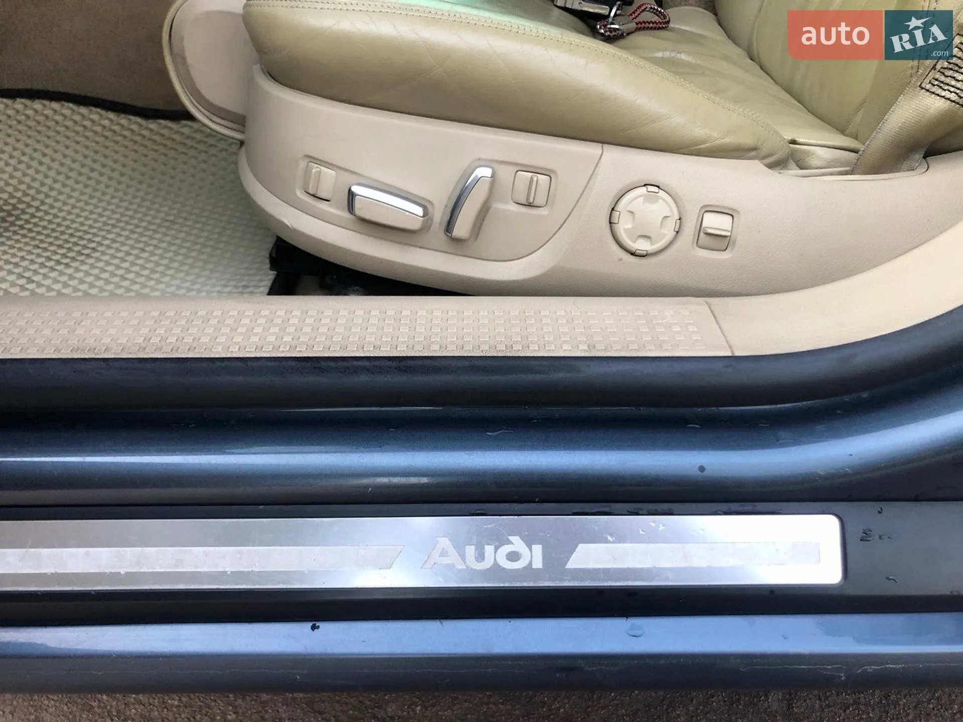 Audi A8 2003 VIN WAUZZZ4E73N004056 фото оголошення 8 з 10