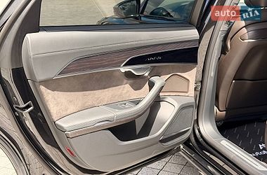 Седан Audi A8 2021 в Києві
