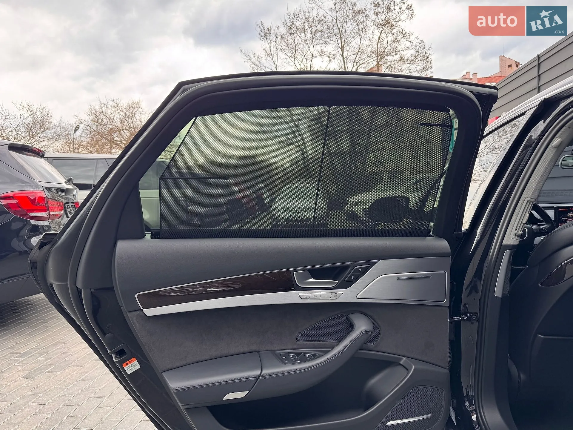 2015 Audi A8 - мініатюра 17