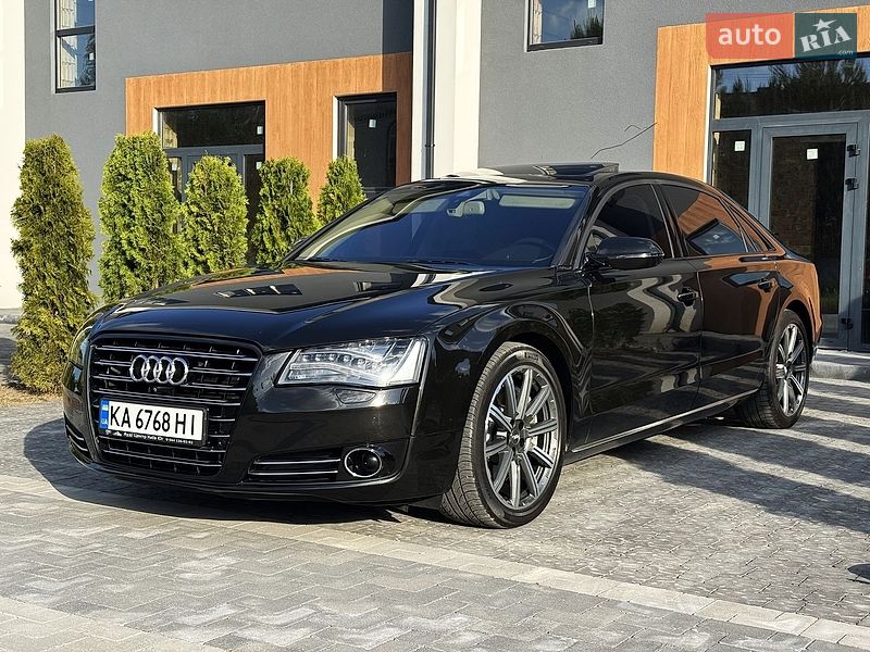Седан Audi A8 2013 в Луцьку