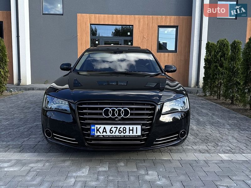 Седан Audi A8 2013 в Луцьку