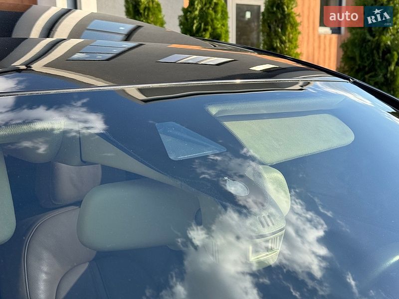 Седан Audi A8 2013 в Луцьку
