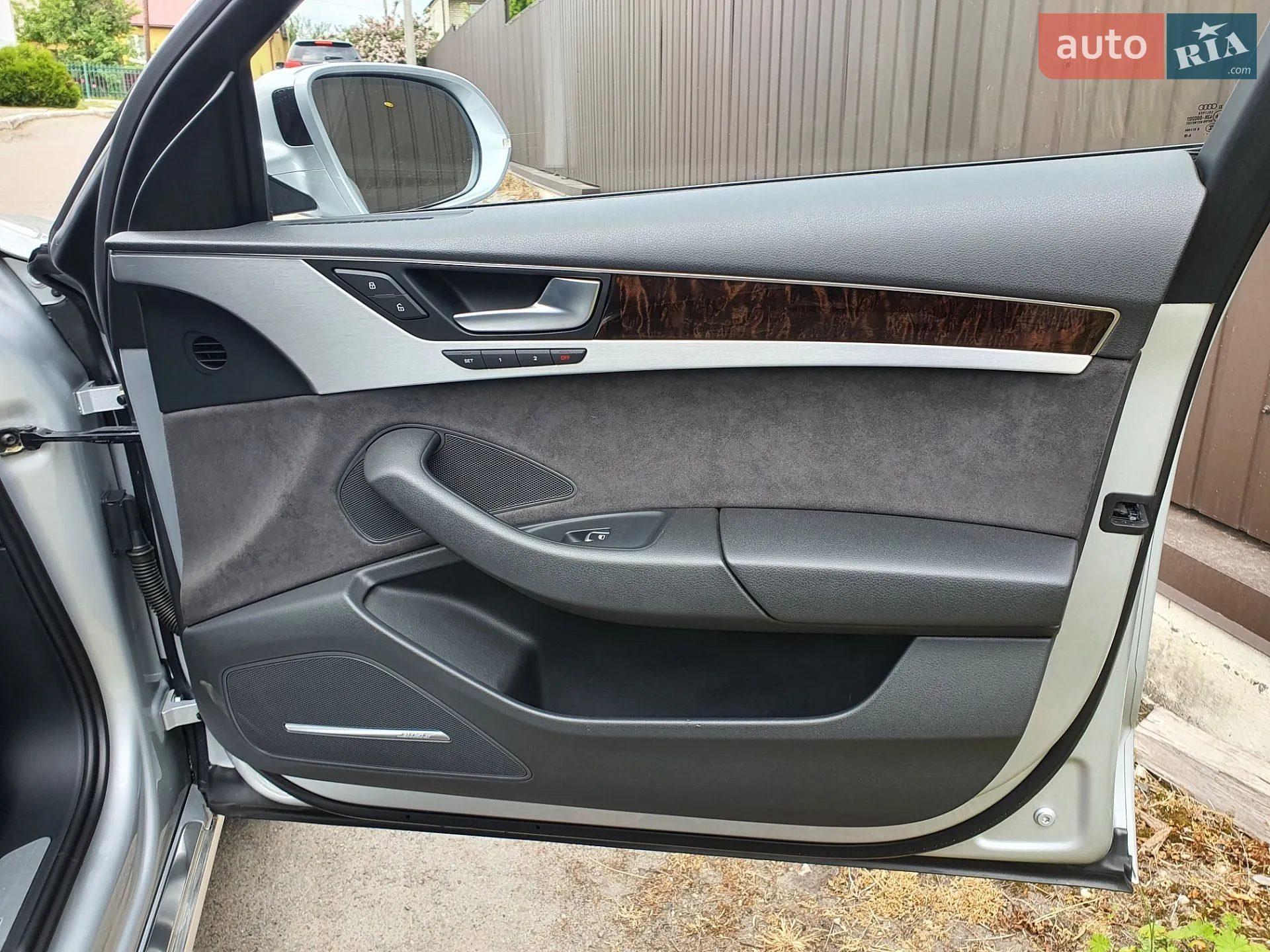 2013 Audi A8 - мініатюра 32