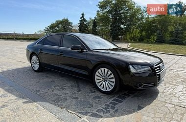 Седан Audi A8 2013 в Киеве