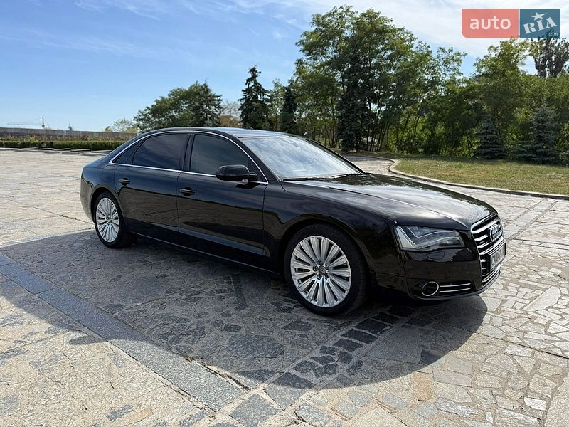 Седан Audi A8 2013 в Киеве