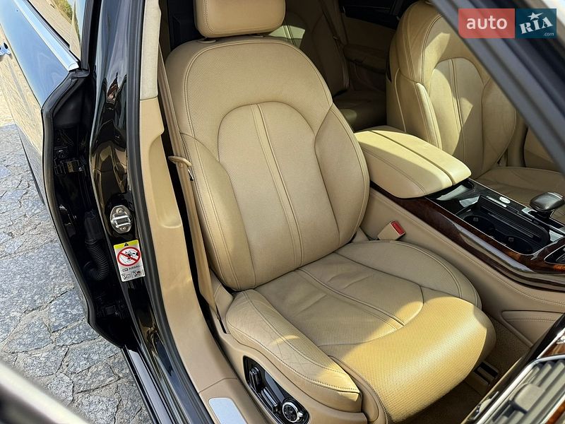Седан Audi A8 2013 в Киеве