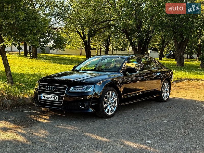 Седан Audi A8 2016 в Николаеве