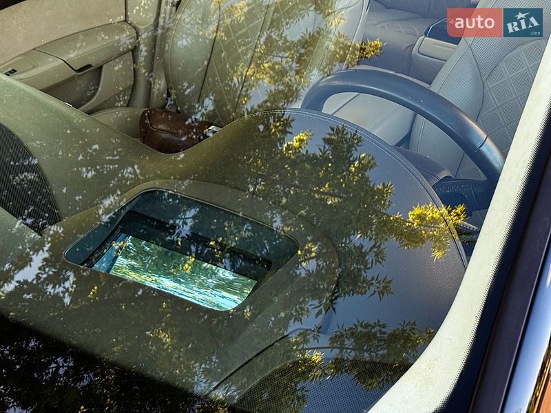 Седан Audi A8 2016 в Николаеве