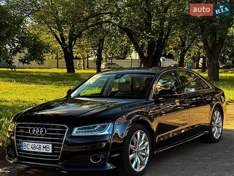 Седан Audi A8 2016 в Николаеве