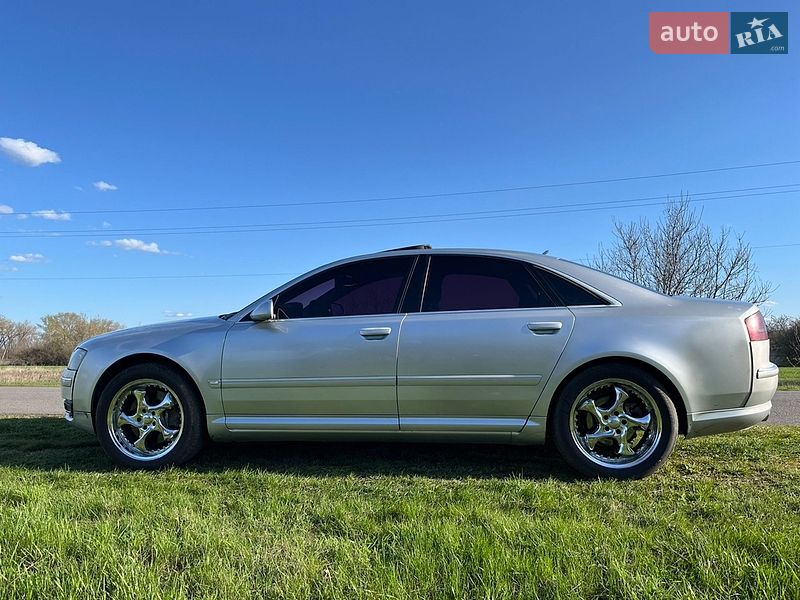 Седан Audi A8 2003 в Полтаве