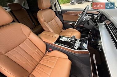 Седан Audi A8 2018 в Киеве
