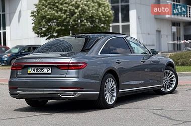 Седан Audi A8 2018 в Киеве