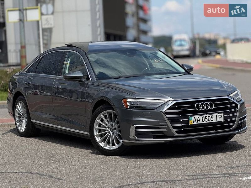 Седан Audi A8 2018 в Киеве