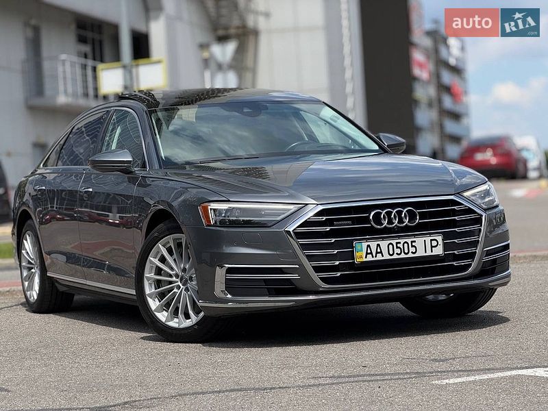 Седан Audi A8 2018 в Киеве