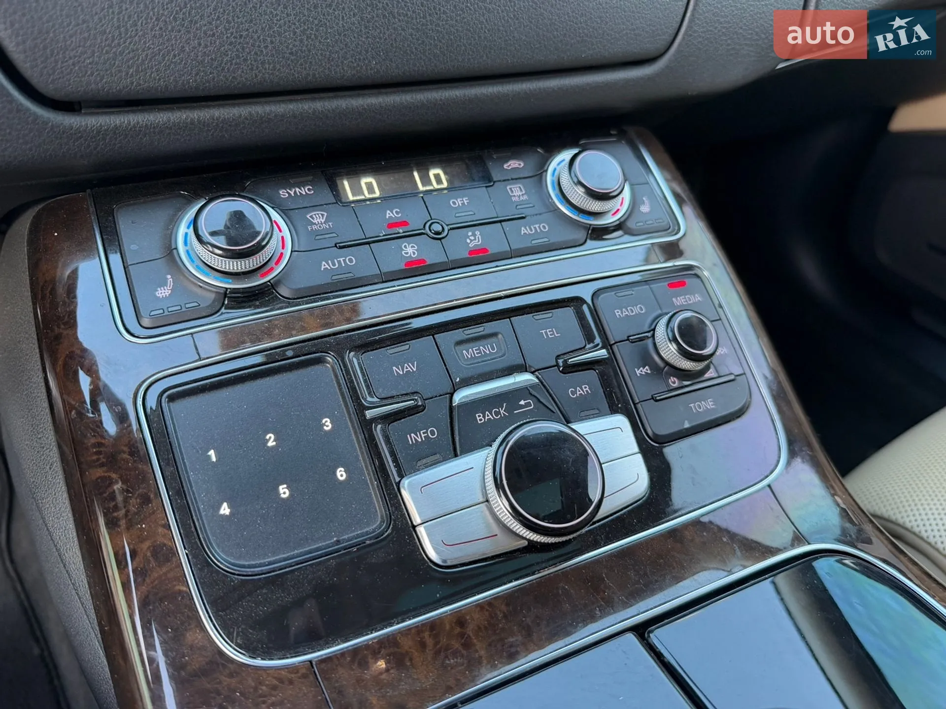 2011 Audi A8 - мініатюра 59