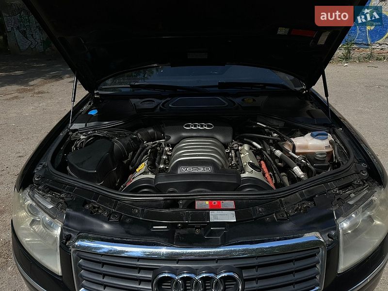Седан Audi A8 2004 в Одессе