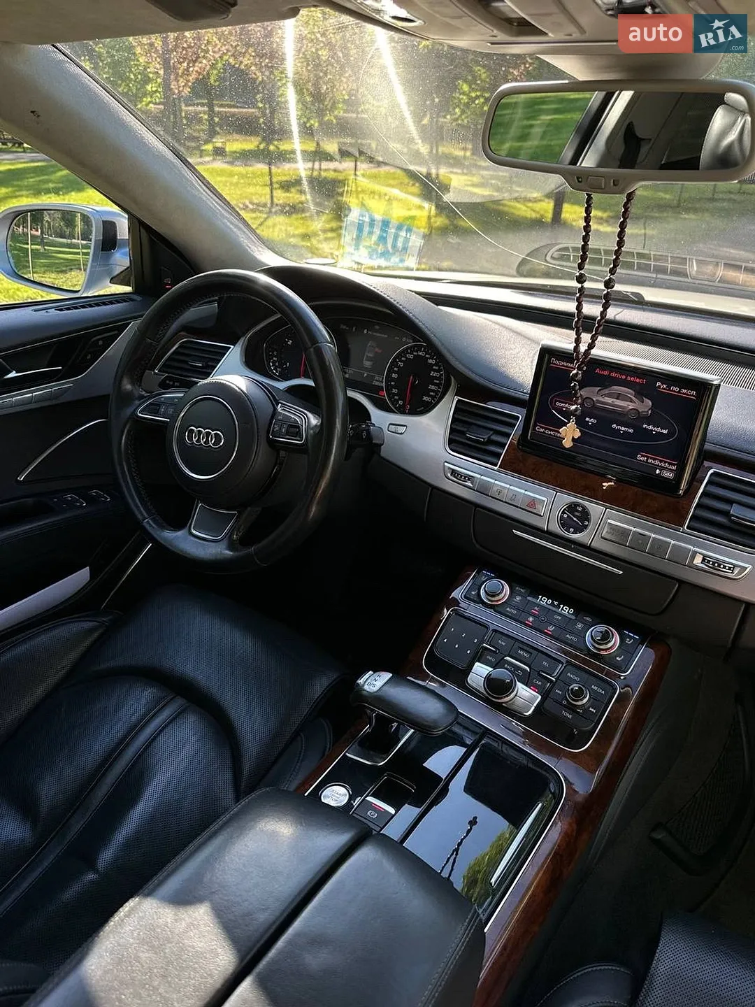 2011 Audi A8 - мініатюра 7