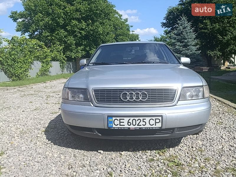 Седан Audi A8 1997 в Чернівцях