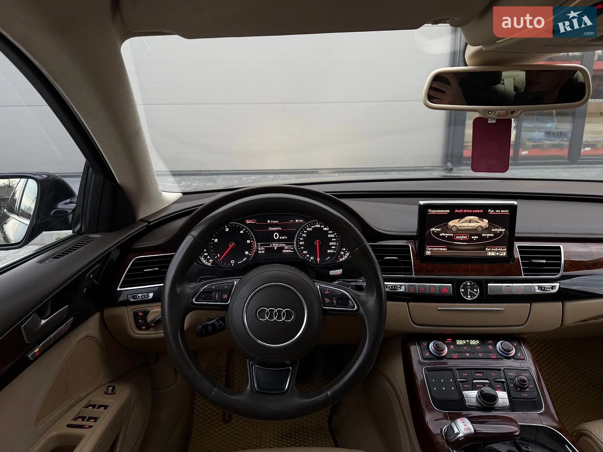 2011 Audi A8 - мініатюра 36