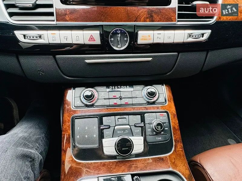 Audi A8 2013 VIN WAURGAFD4DN030630 фото оголошення 9 з 62