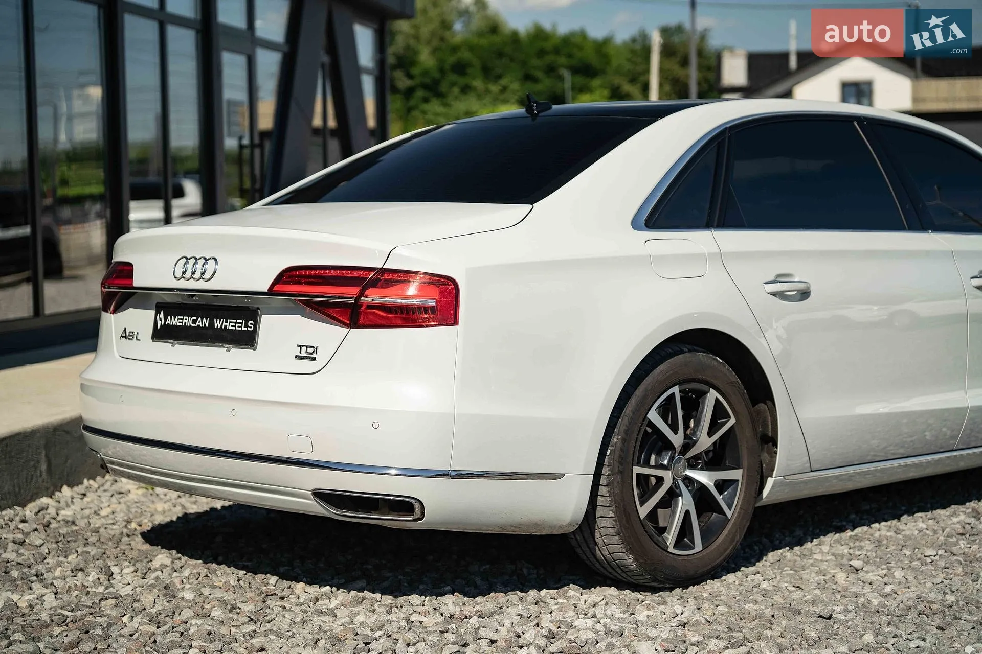 2015 Audi A8 - мініатюра 15