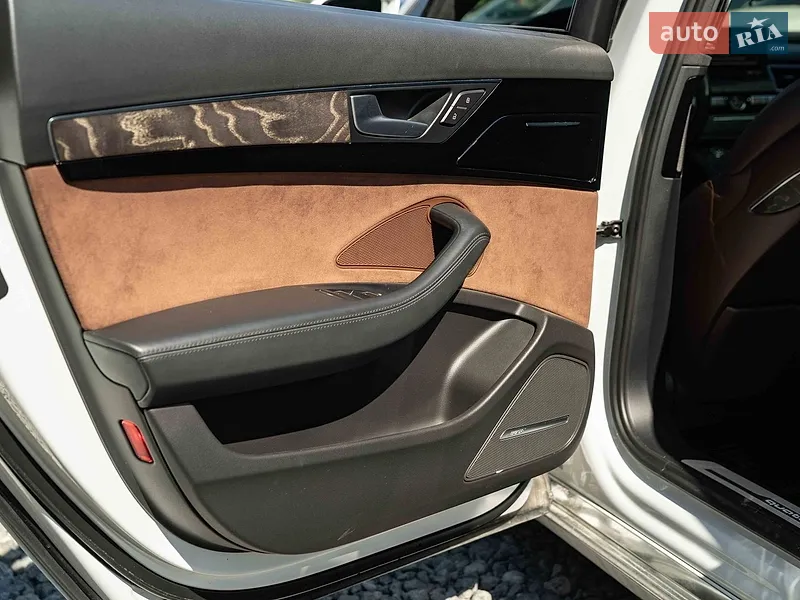 Audi A8 2015 VIN WAU3RAFD3GN007022 фото оголошення 49 з 96